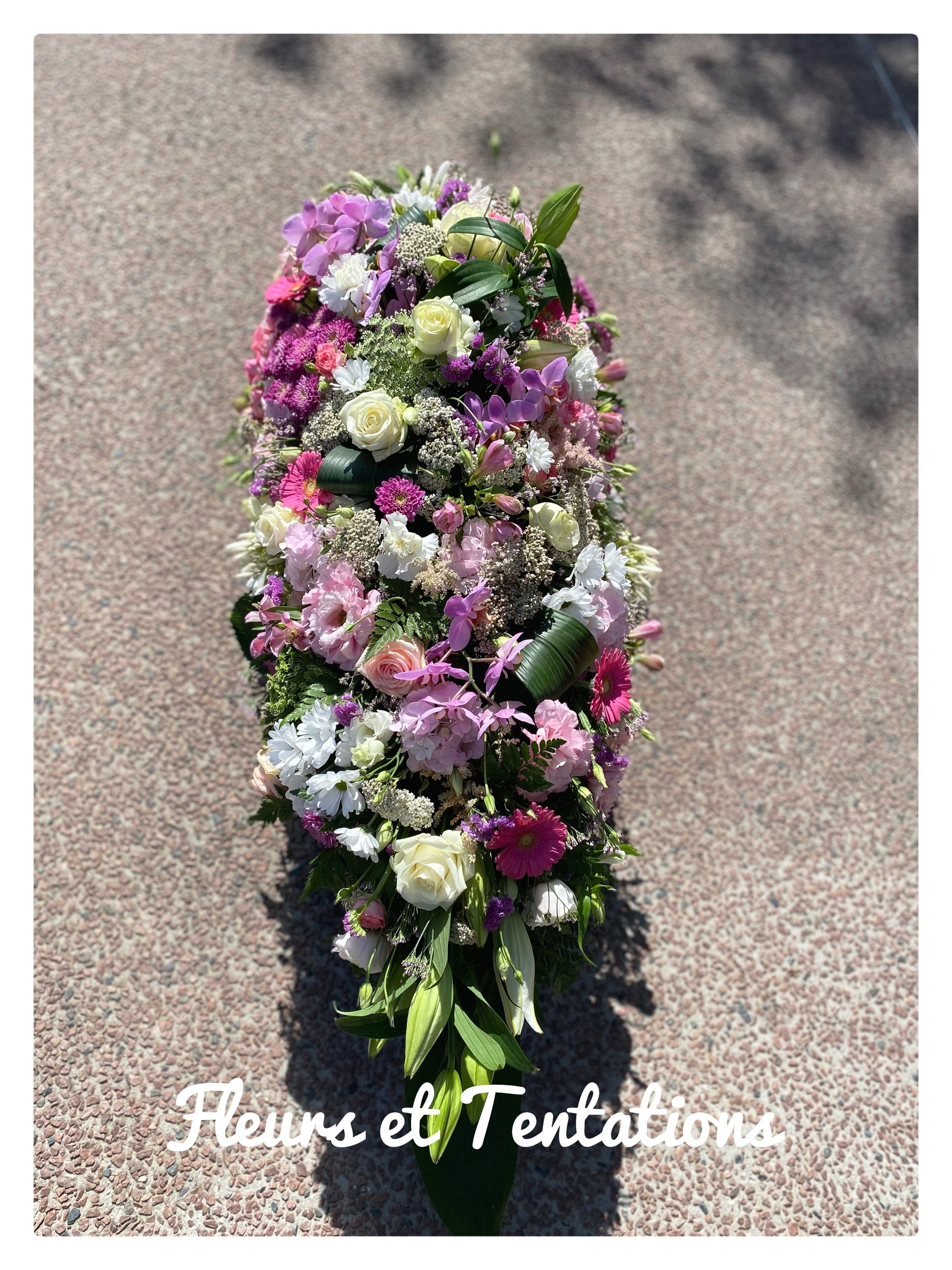 Dessus de cercueil pastel